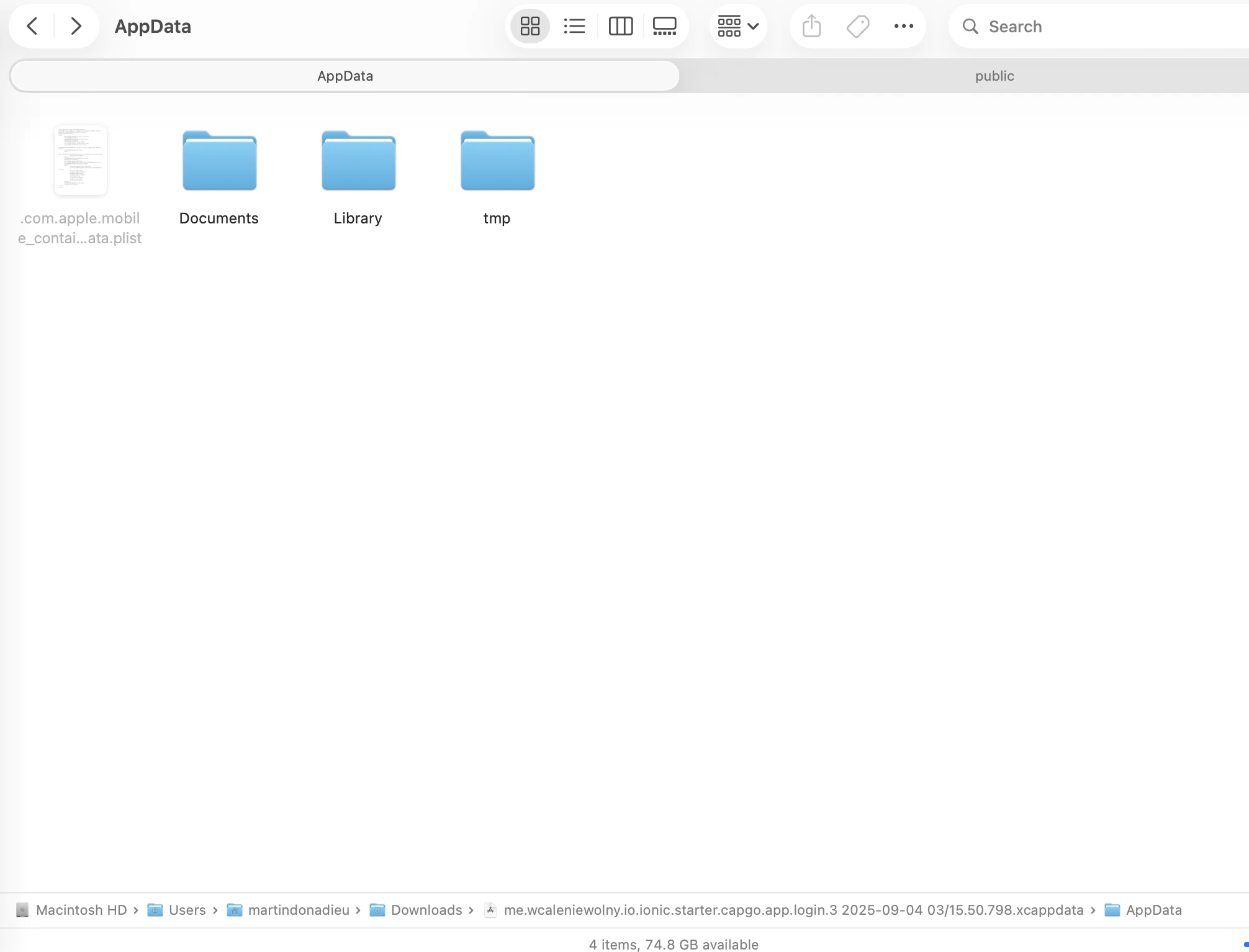 Downloaded xcappdata file with Show Package Contents context menu